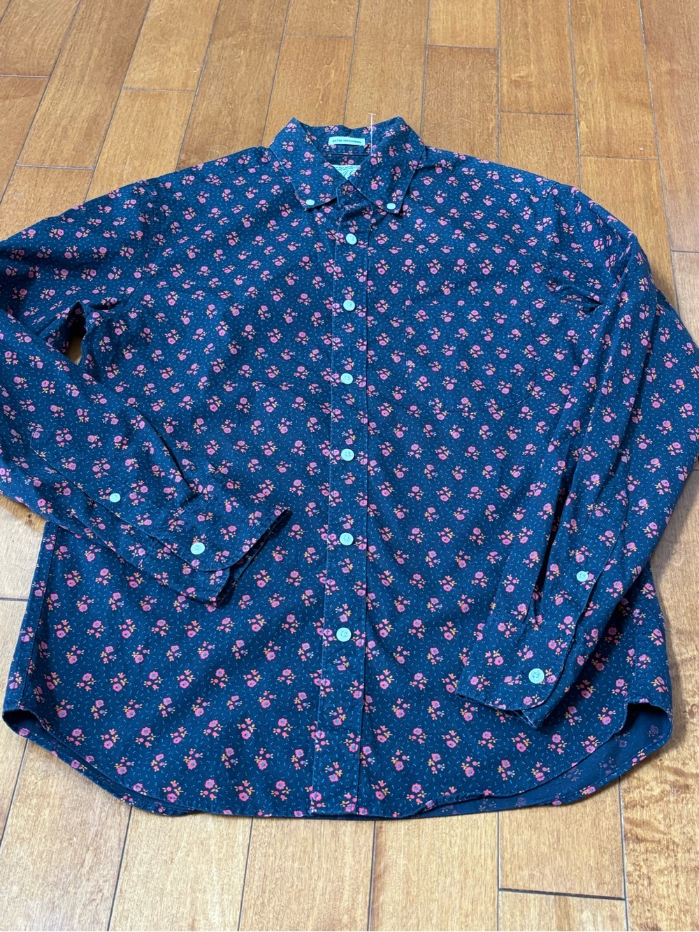 J. Crew Slim Untucked Men's Small Navy Floral Button-Up Shirt Floral Print